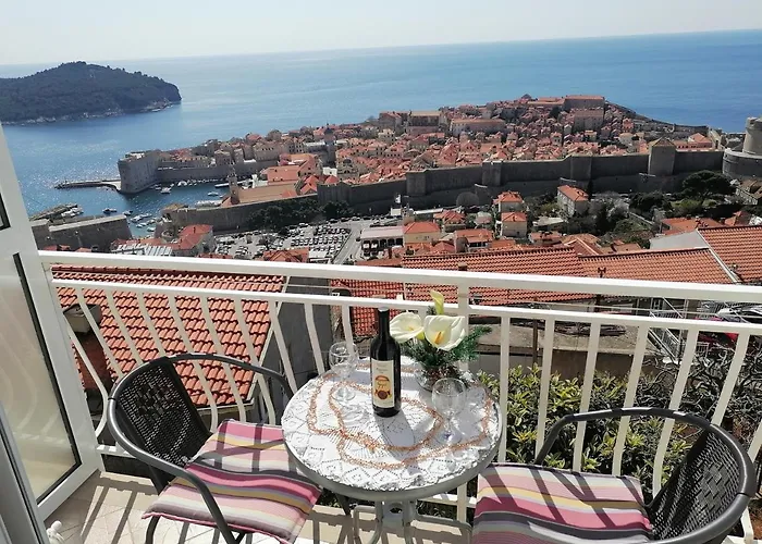 Os 15 melhores alojamentos com o café da manhã em Dubrovnik