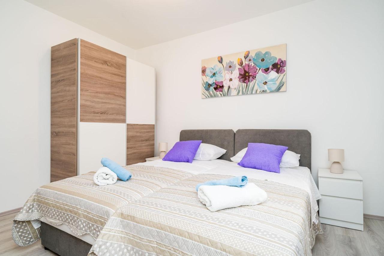 Apartment mit 2 Schlafzimmern, Terrasse und Meerblick