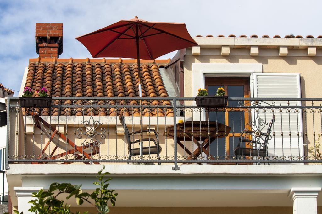 Studio-Apartment mit Balkon