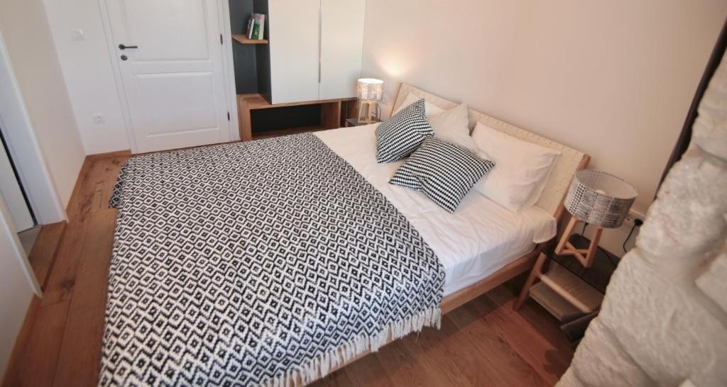 Apartamento Comfort de 1 dormitorio con patio y vistas al mar