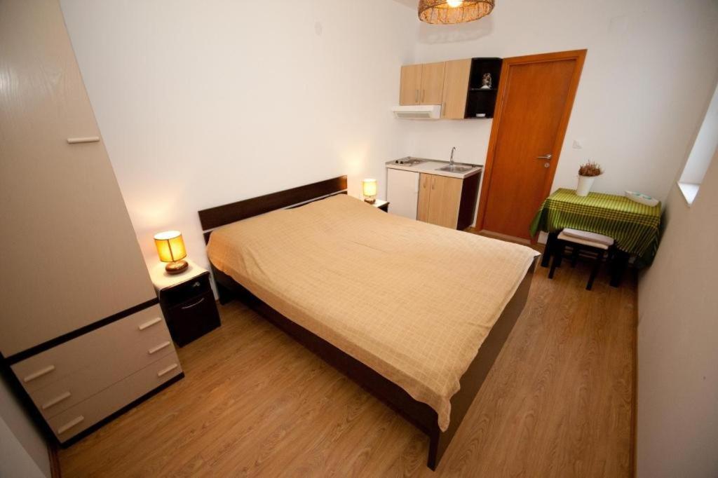 Studio (2 Erwachsene)
