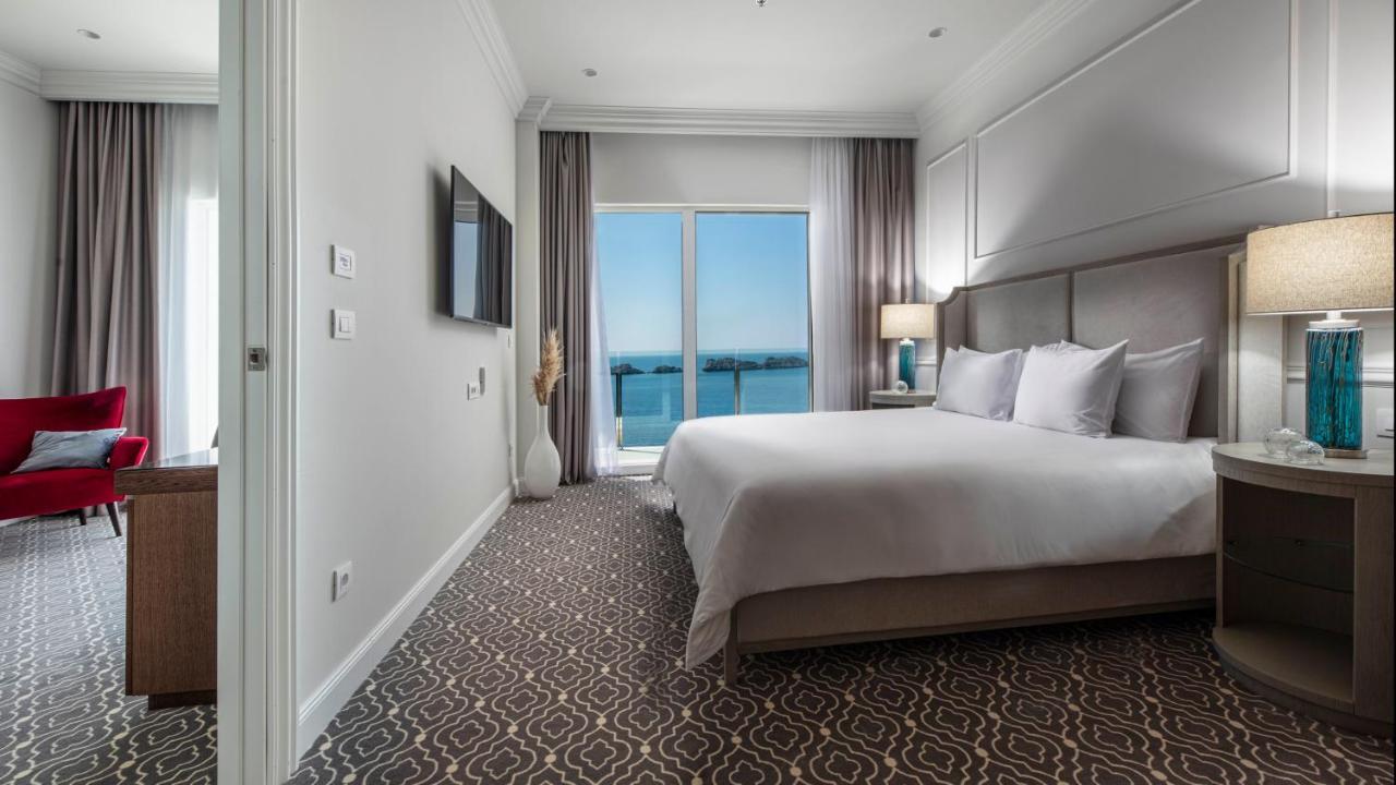 Luxury Suite Balcony Sea View