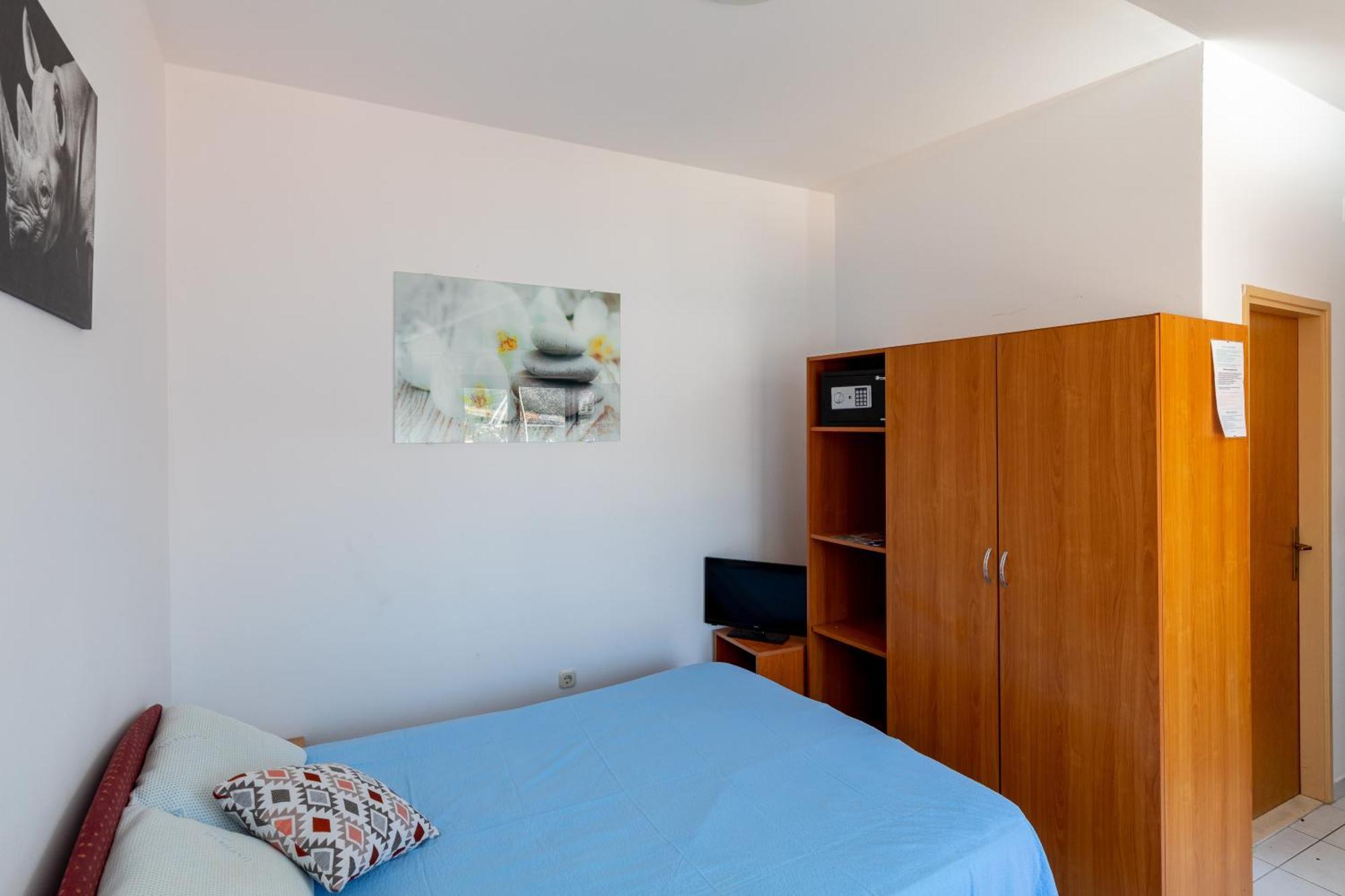 Comfort Studio Apartment,1531027273:JPEG
