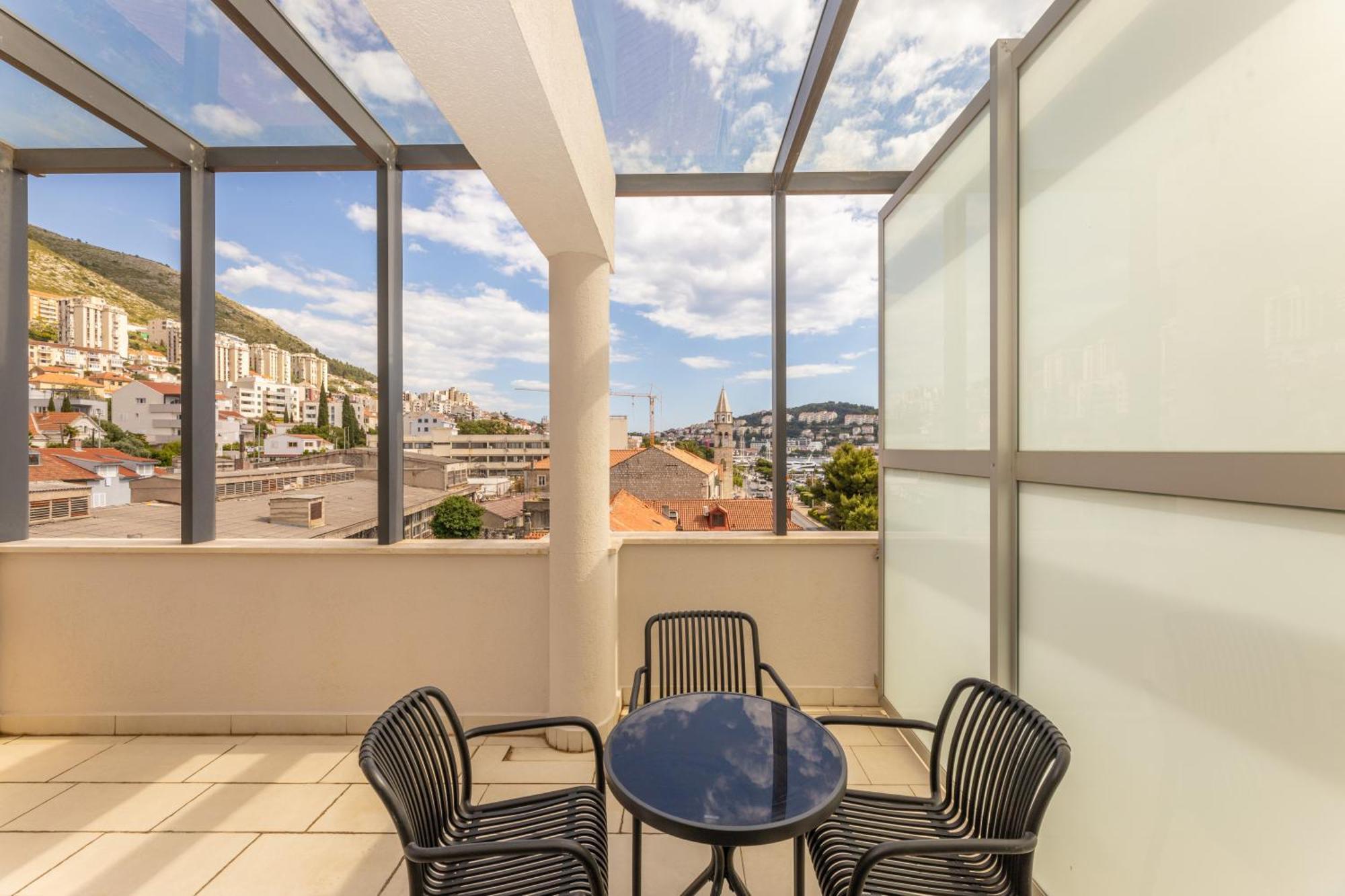 Superior Double or Twin Room Sea View
