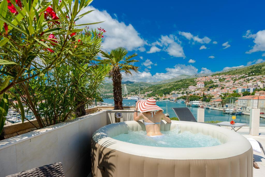 Appartamento con 1 Camera da Letto, Terrazza, Vasca Idromassaggio e Vista Mare