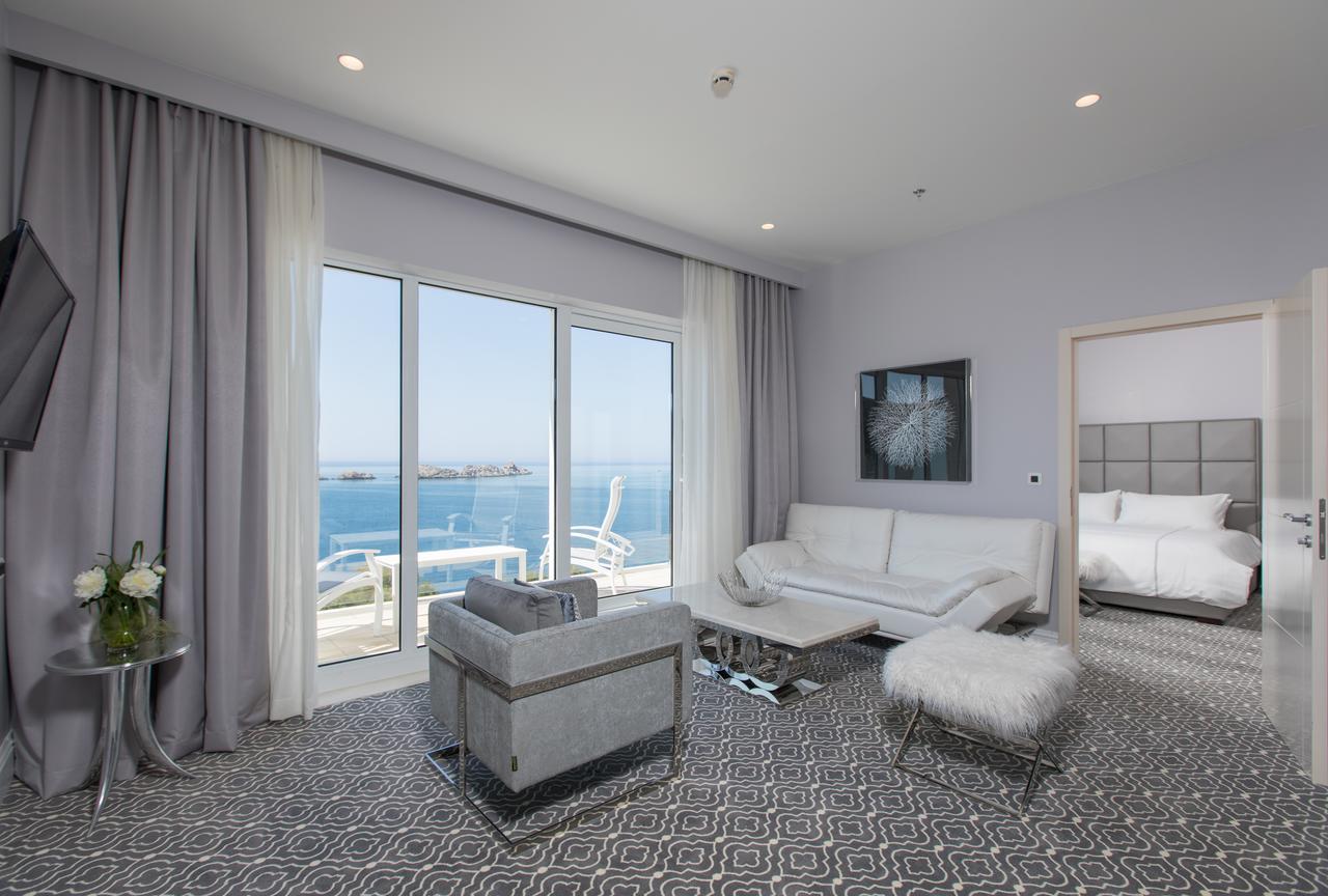 Superior King Suite with Sea View and Balcony,645246831:JPEG