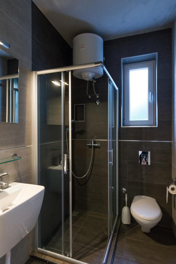Studio Apartment with Sea View,655727658:JPEG