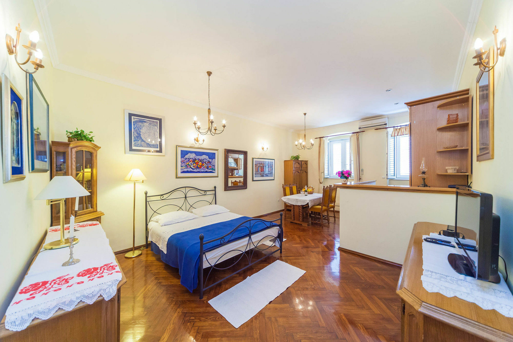 Comfort Studio Apartment - Ilije Sarake street 4