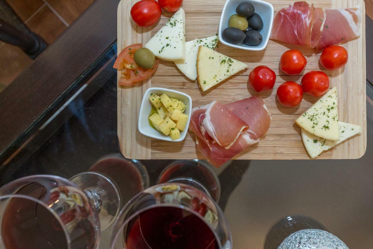 Apartment,851157842:JPEG