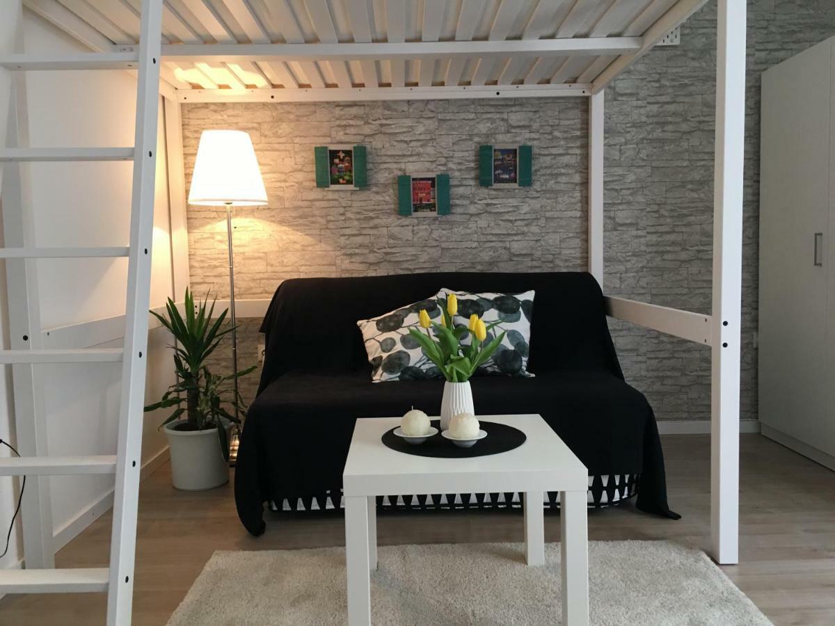 Studio Apartment,854409263:JPEG