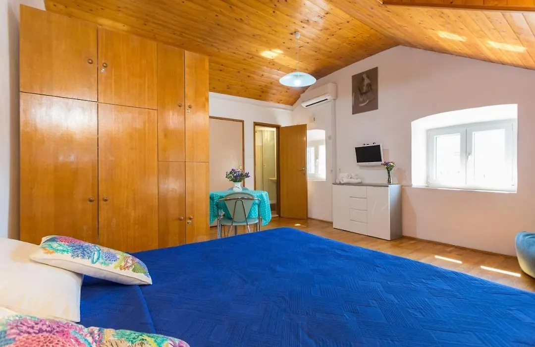 Apartments Peppino - Old Town-1