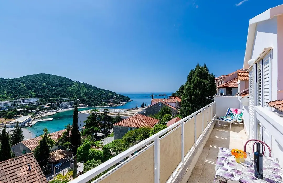Beautiful Sea View Apartments-1