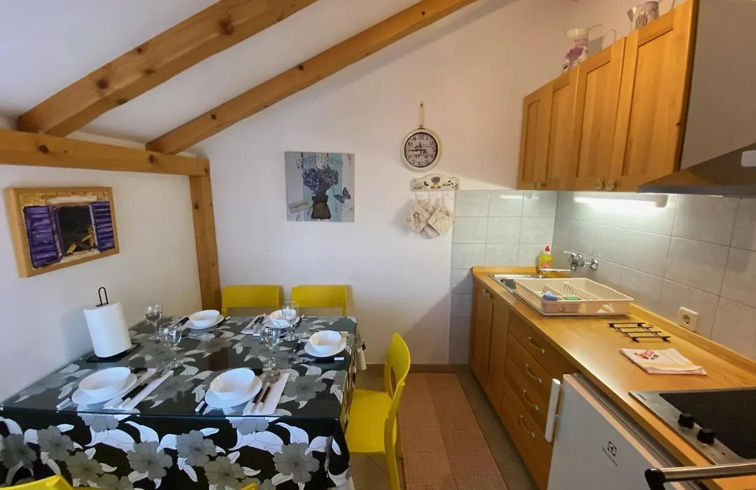 Apartment Sandra Free Private Parking-1