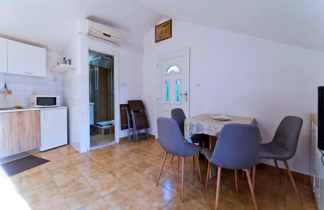 Apartment Niki-1