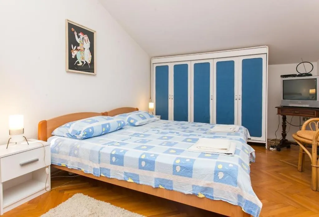 Apartments Harlekin-1