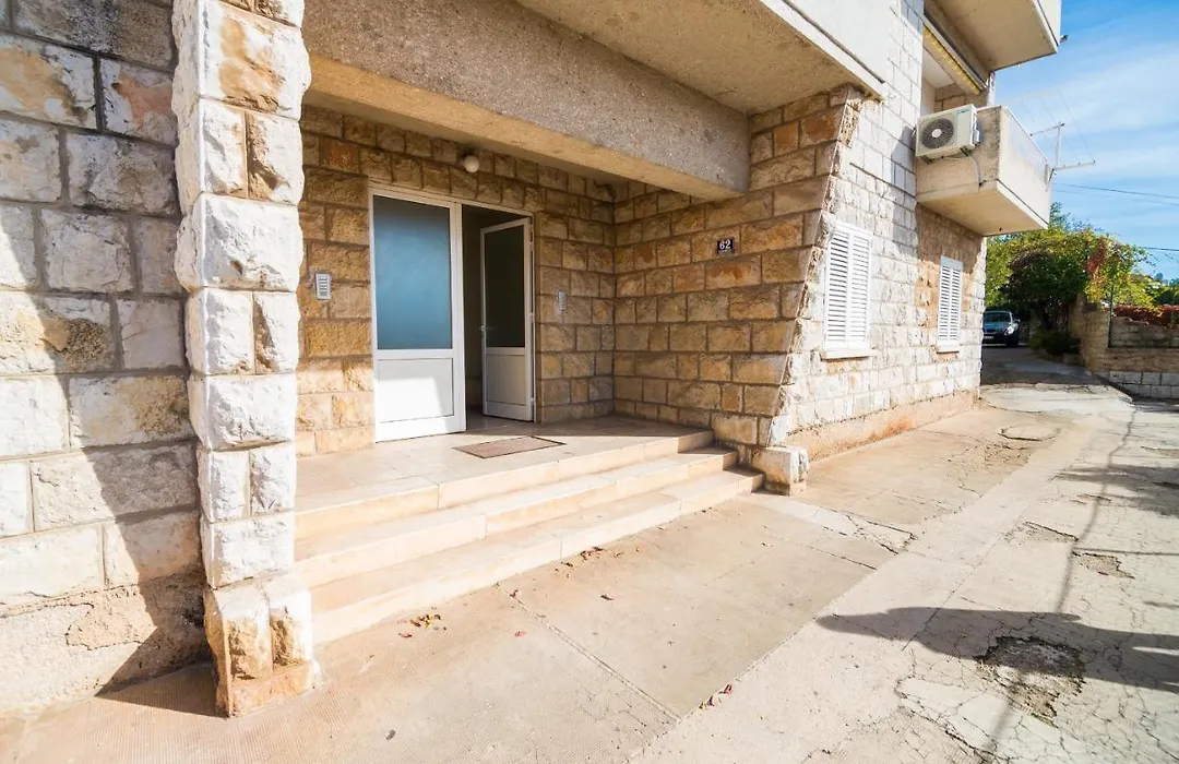 Apartment Zana-1