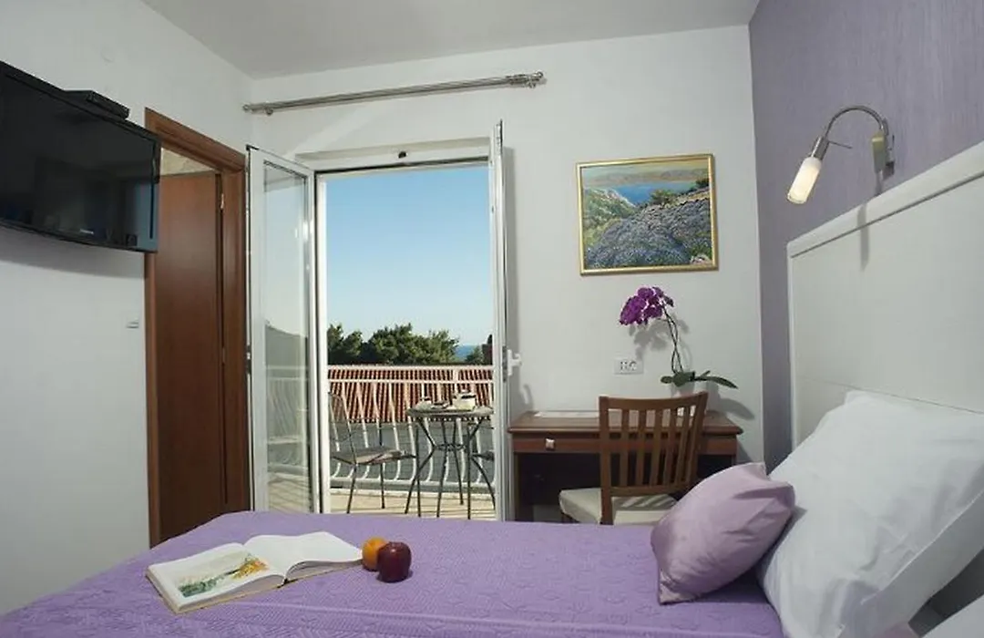 Apartments Milka & Miho-1