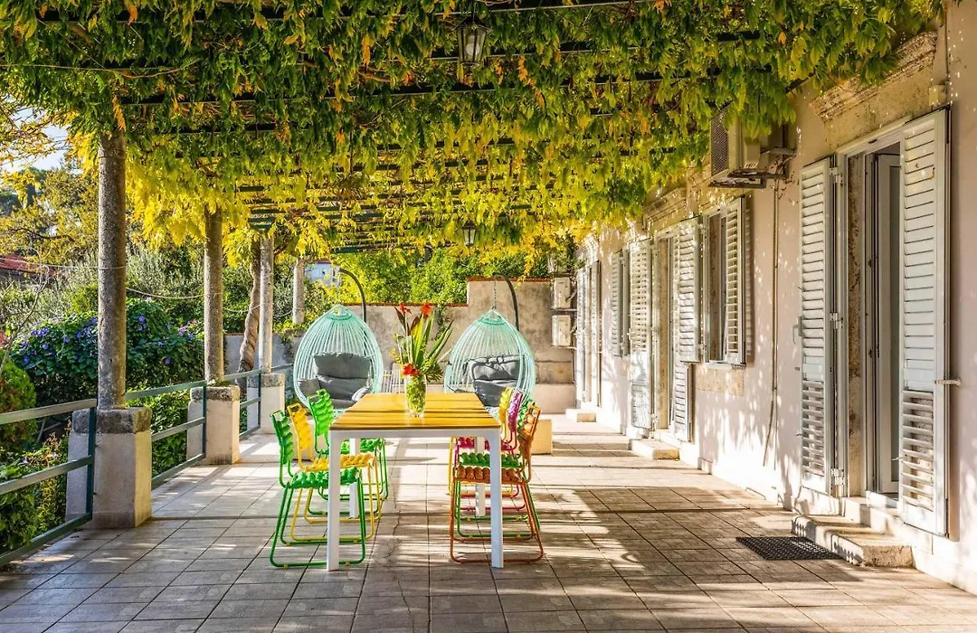 Villa Salt Water-1
