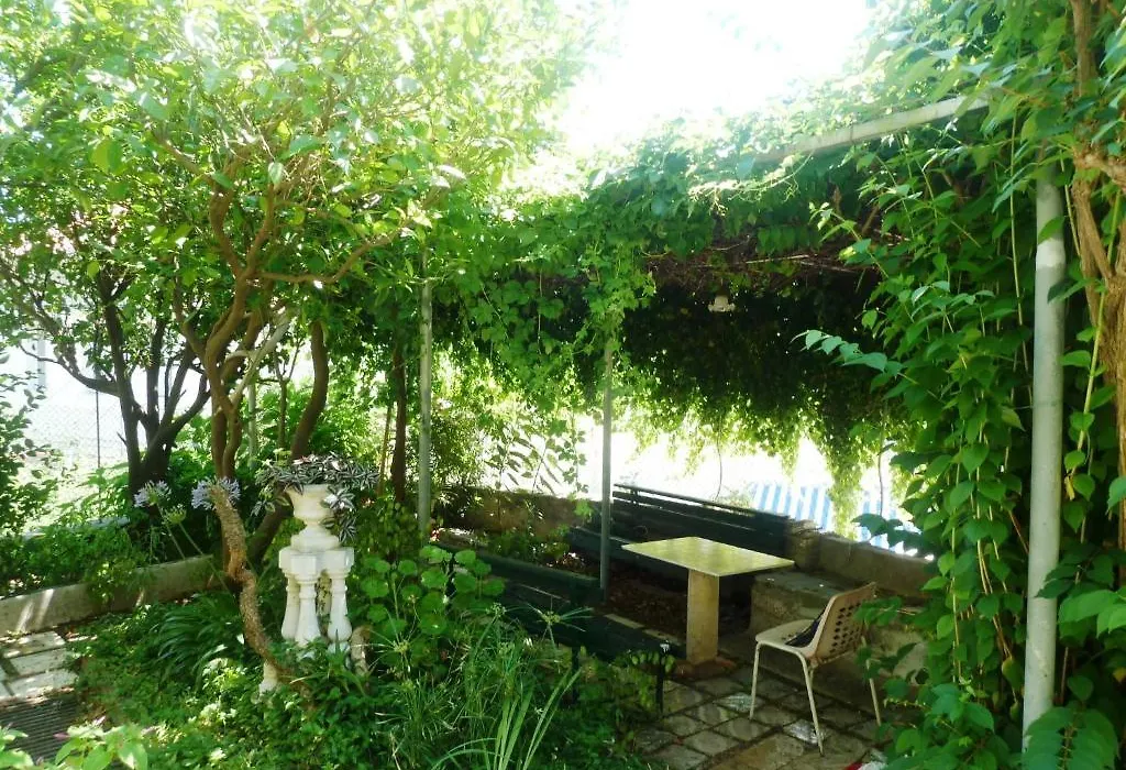 Rooms Ljubo-1