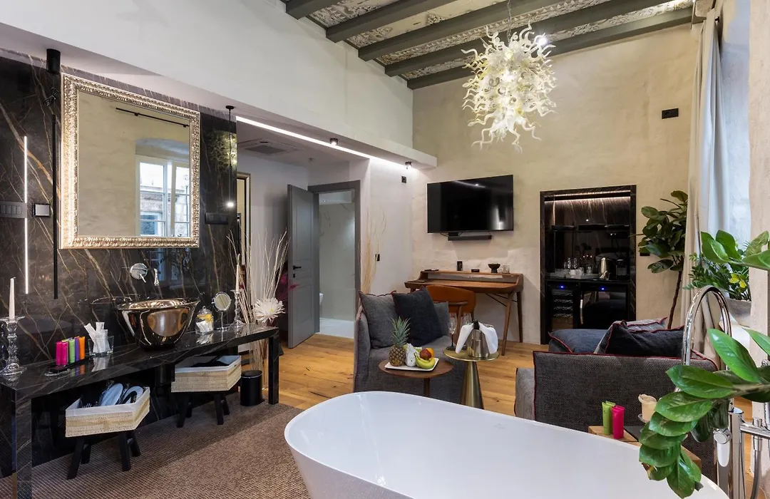 La Vita e Bella VI, Luxury Suites in Dubrovnik Old Town-1