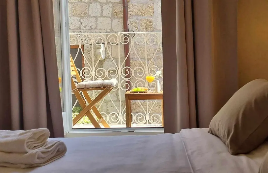 Mascheroni Luxury Rooms-1
