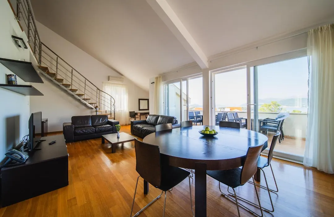 Pervanovo Apartments With Free Parking-1