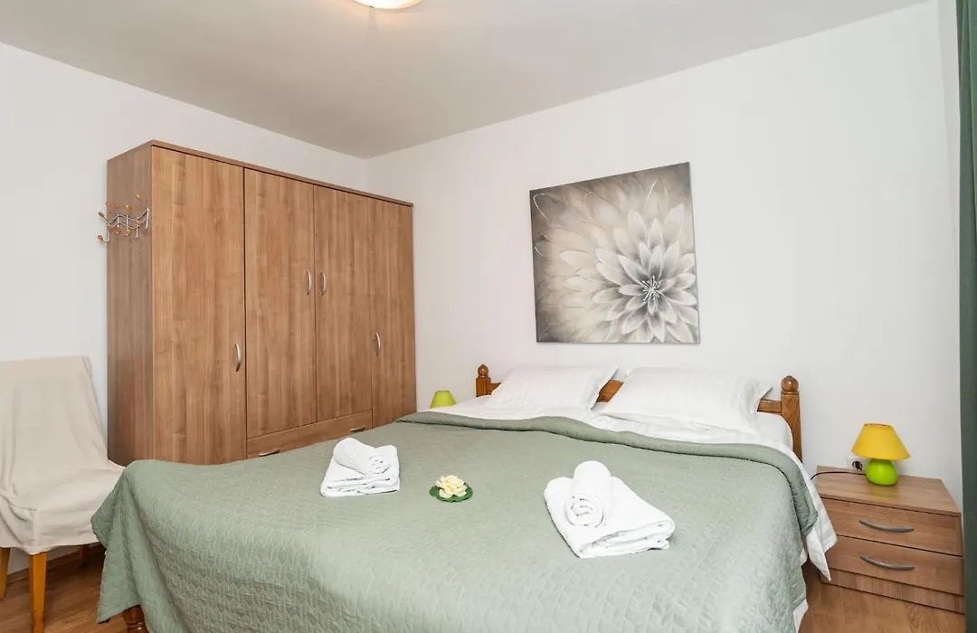 Apartment Lolo-1