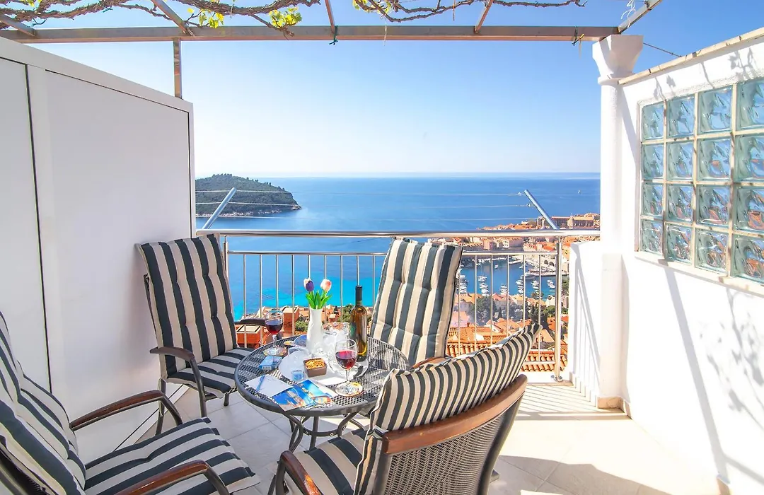 Apartment Superb View 2-1