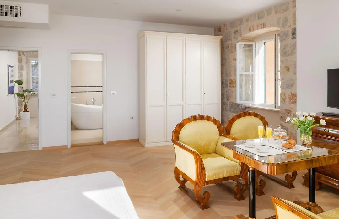Sensational Dubrovnik Villa Villa Filia 6 Bedrooms Overlooking Dubrovnik City Walls Old Town-1