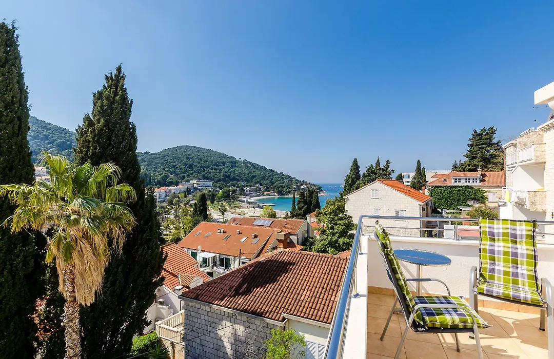 Apartments Villa Perla-1