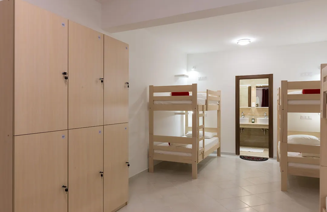 Hostel Free Bird (Adults Only)-1