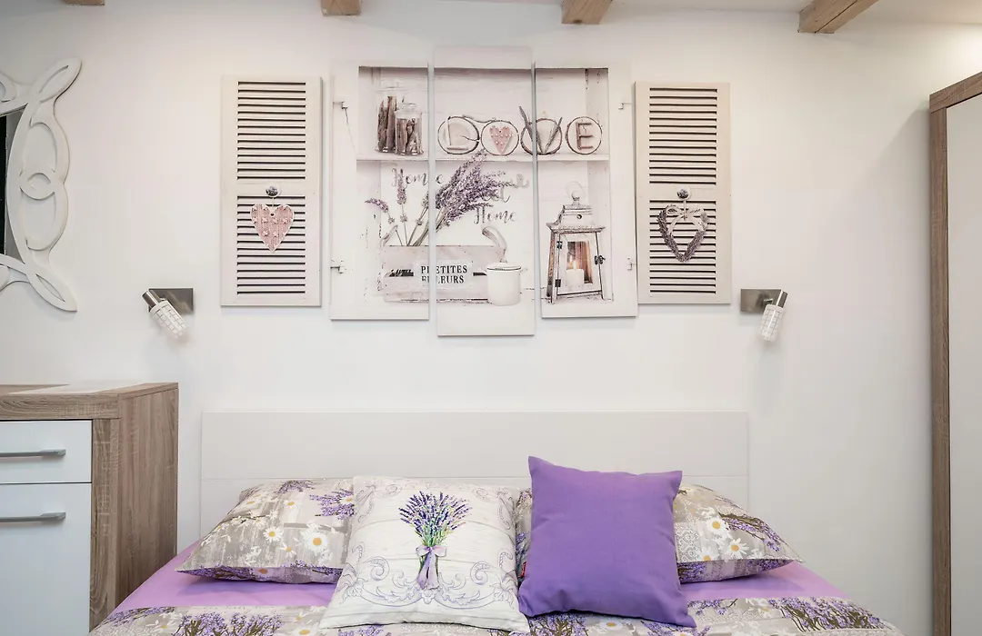 Lavender Room-1