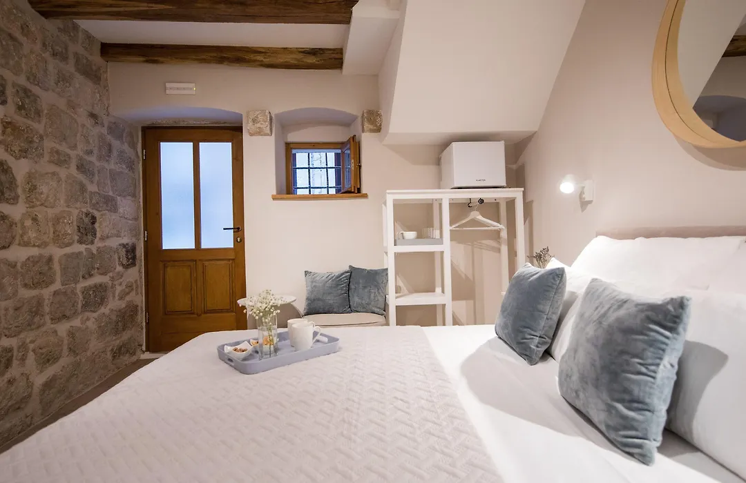 Live Laugh Love Dubrovnik Luxury Rooms-1
