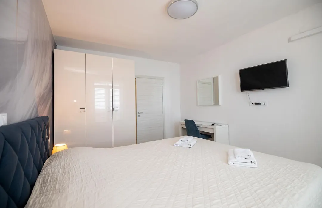 Apartment Lucija-1