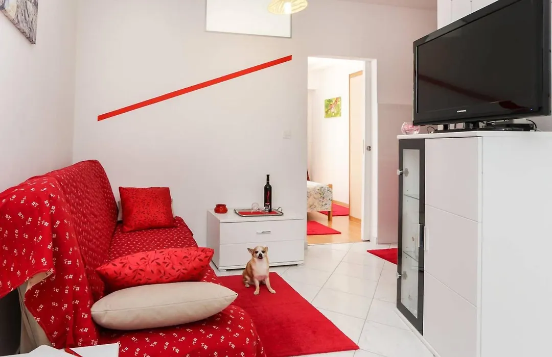 Charming Apartment In Dubrovnik | 40 M² | Parking Included-1