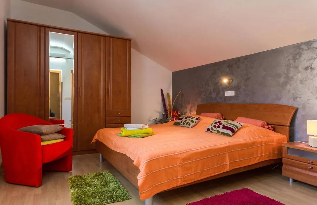 Guesthouse Ivona-1