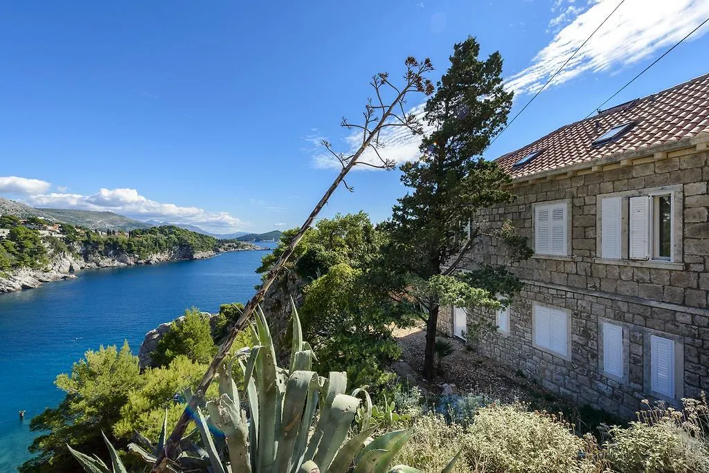 Holiday Home Villa Rosemary-1