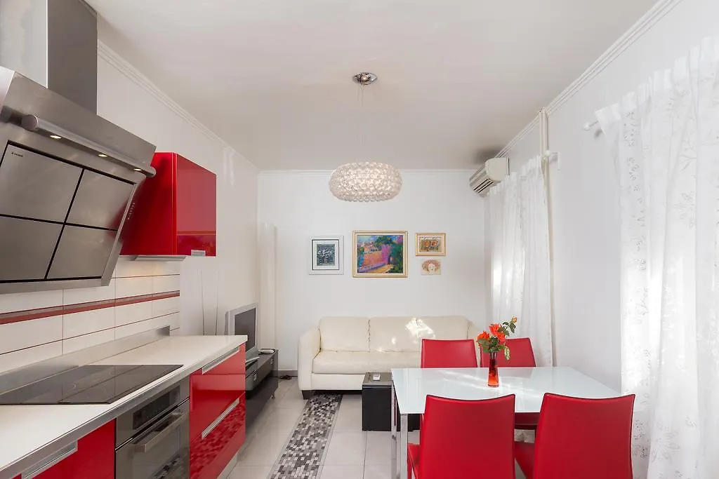Central Luxury Apartments-1
