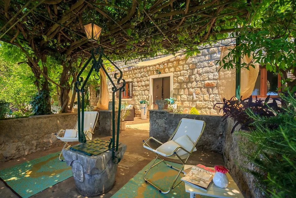 Villa Isanda-1