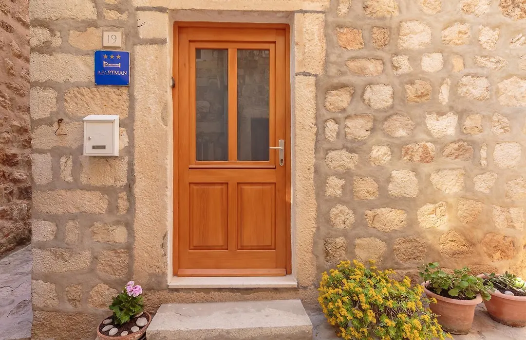 Holiday Home Nada-1