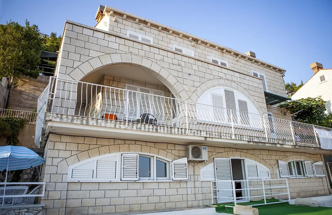 Apartment Dove With Sea View And Free Parking-1