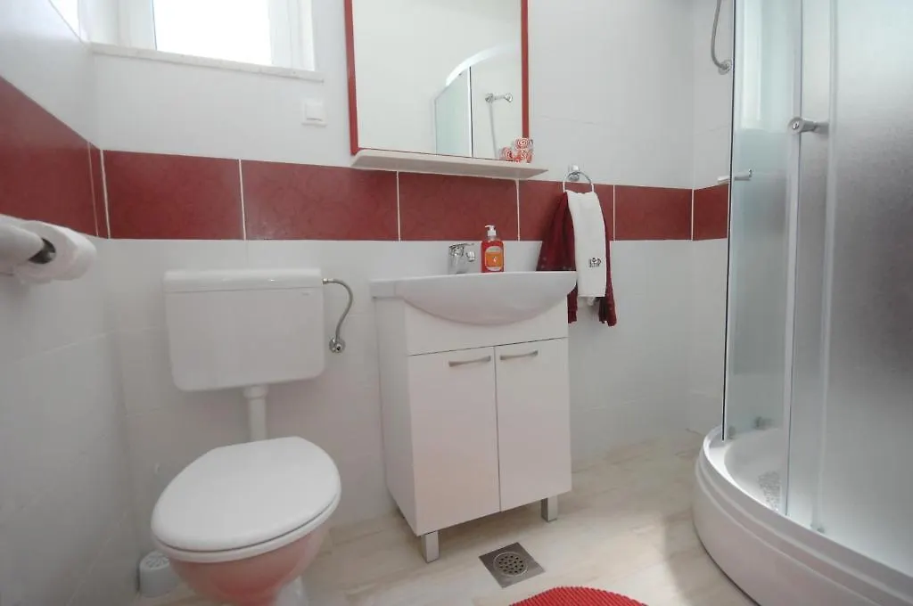 Apartment Karaka-1