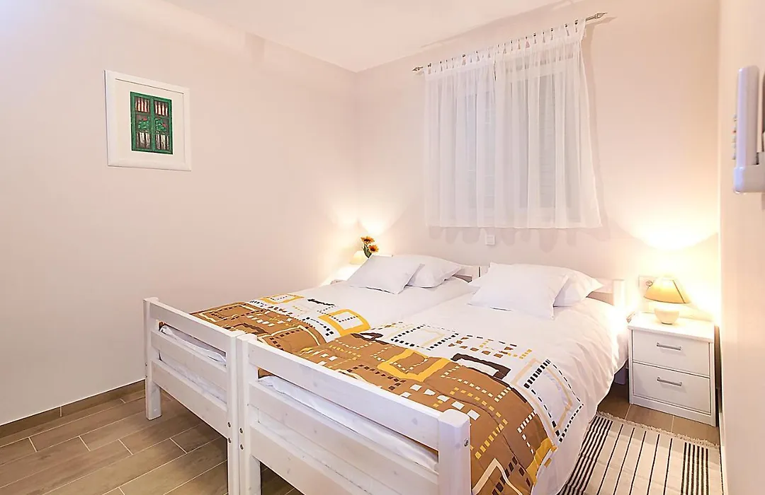 Apartment Ragusa Palace 3 Funjestra-1