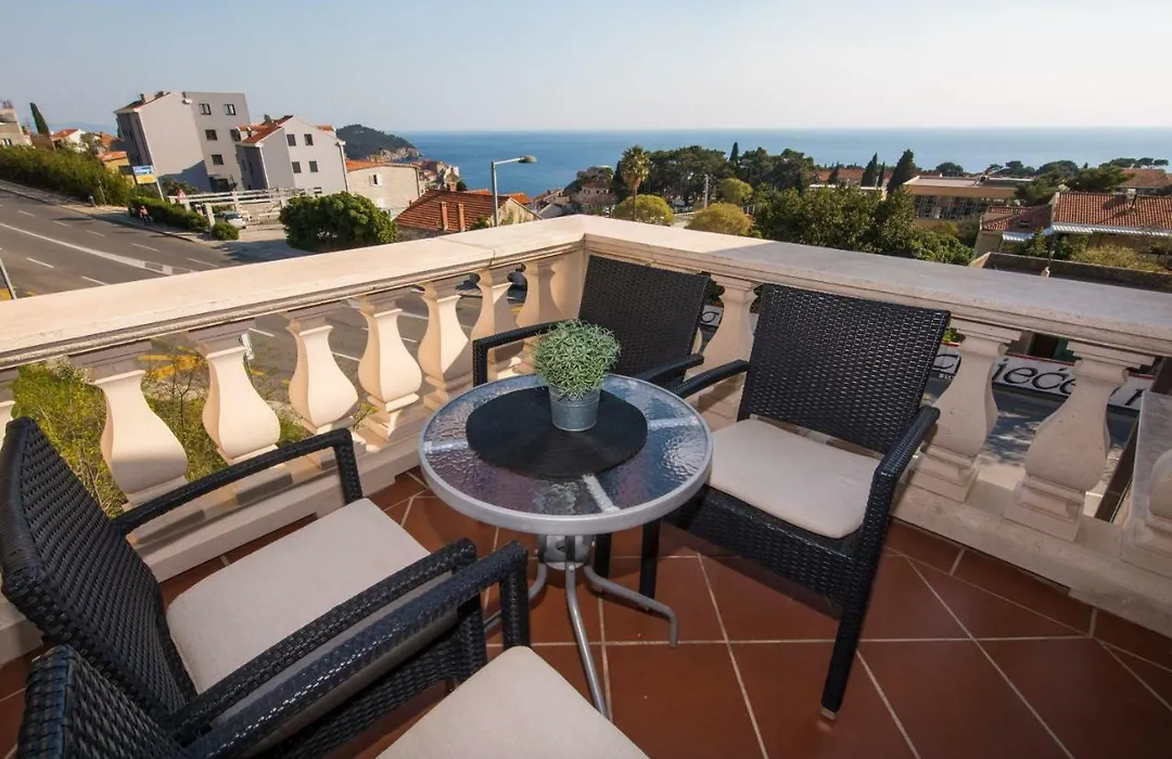 Villa Dard-1