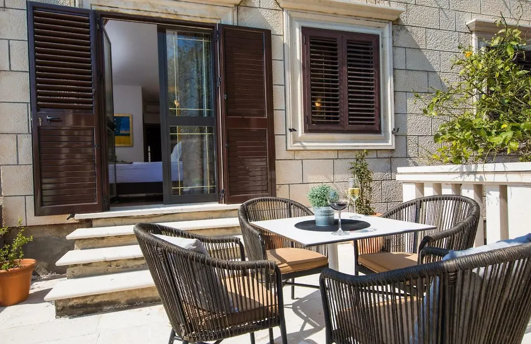 Villa Dard-1