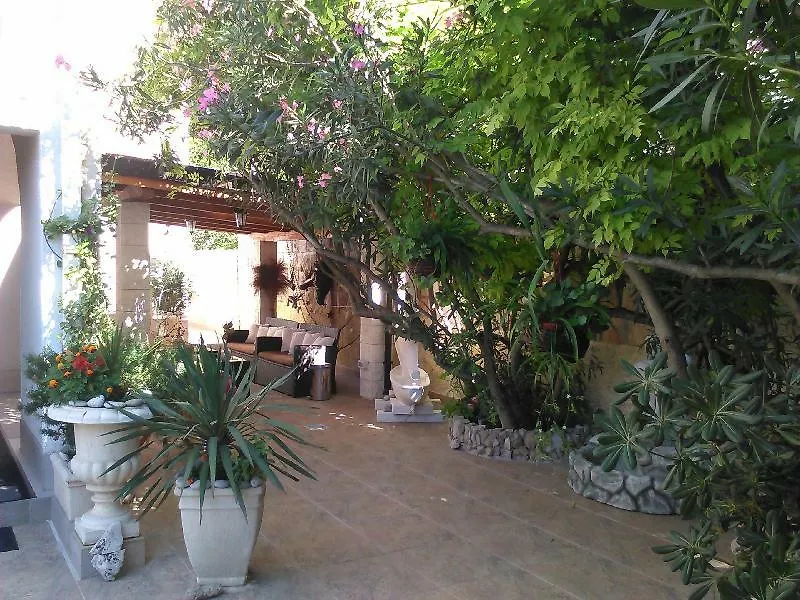 Villa Aura-1