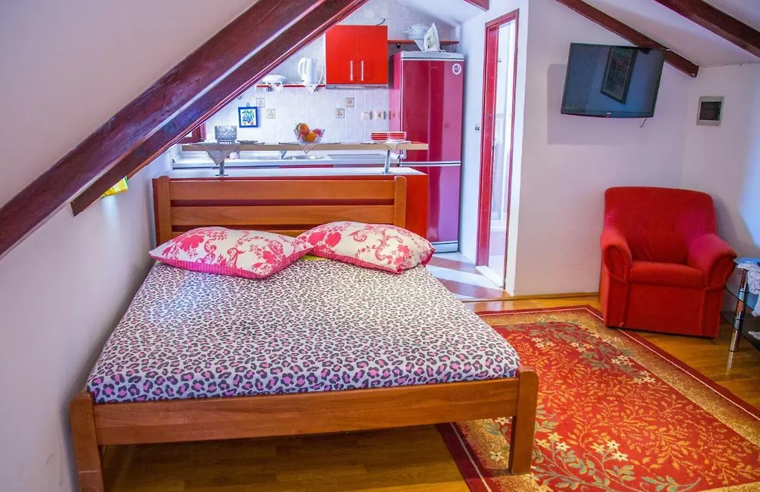 Old Town Apartmant-1