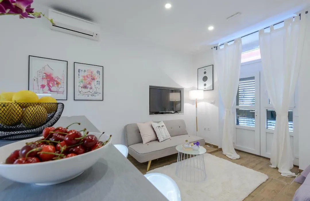 Jadranka Studio Apartments-1