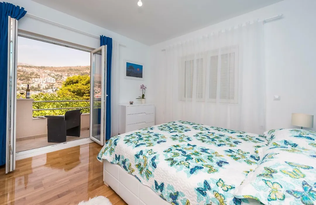 Amfora Apartment-1