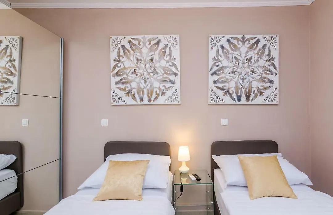 Apartman Jelena-1